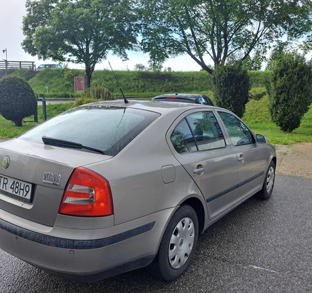 Skoda Octavia cena 7500 przebieg: 491000, rok produkcji 2007 z Pieszyce małe 46